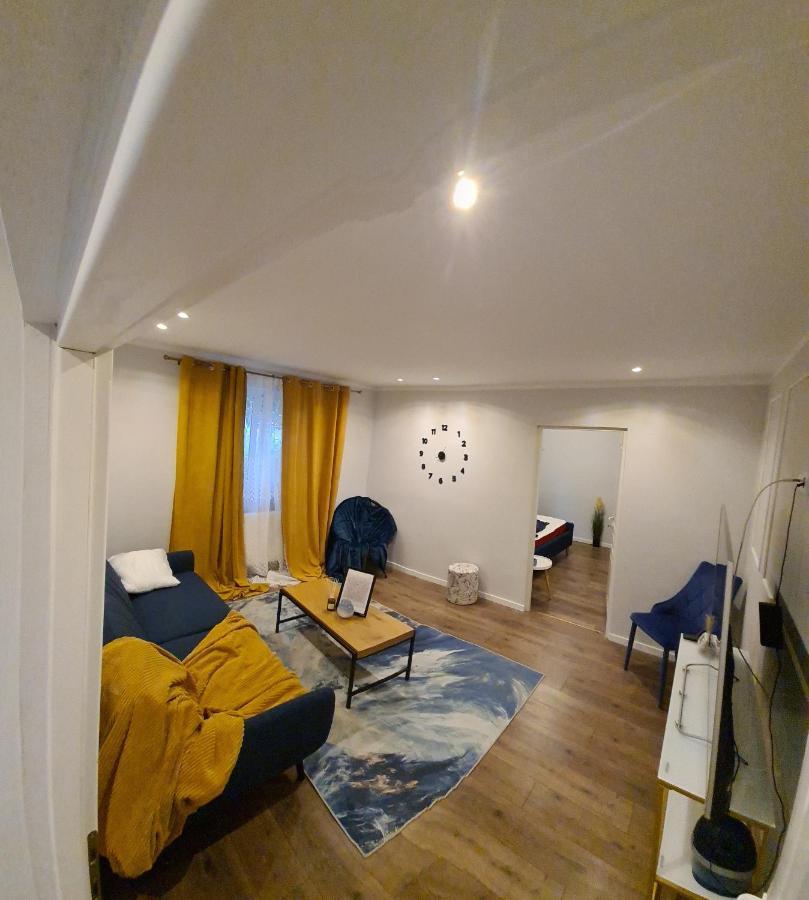 My Cozy Nest - 2 Rooms Apartment Тиргу-Муреш Екстер'єр фото